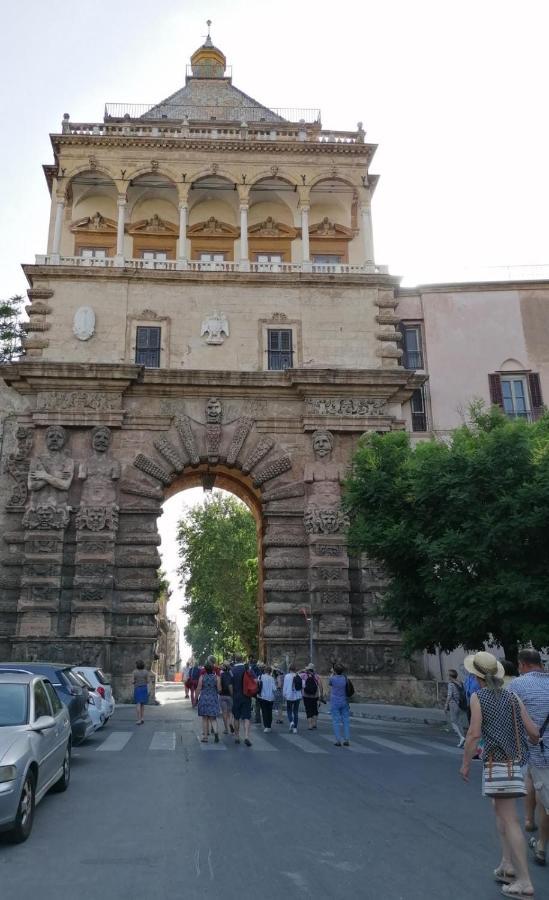 La Casa Dei Leoni Di Sicilia Apartment Палермо Екстериор снимка